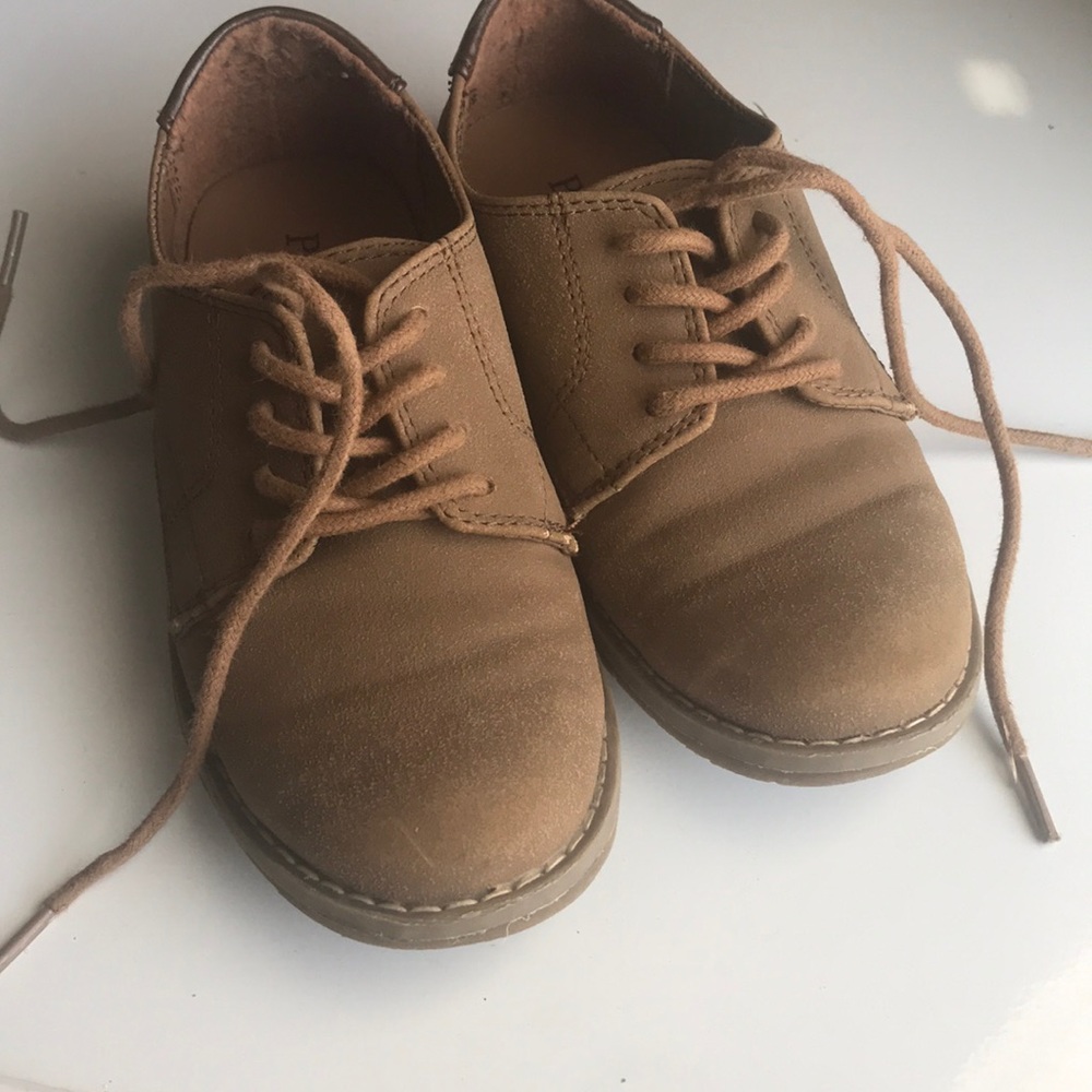 Children’s Place boys size 12 dress shoe